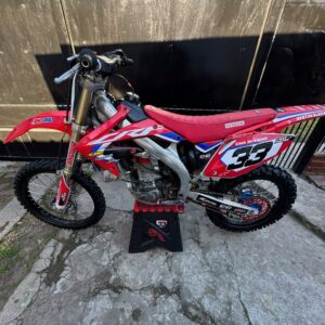 Moto Honda CRF 450 modelo 2005
