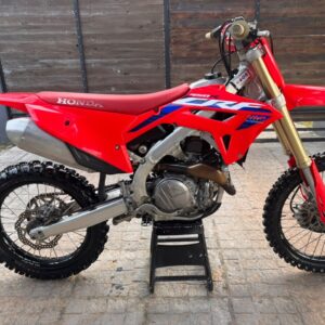 Moto Honda CRF 450 modelo 2024